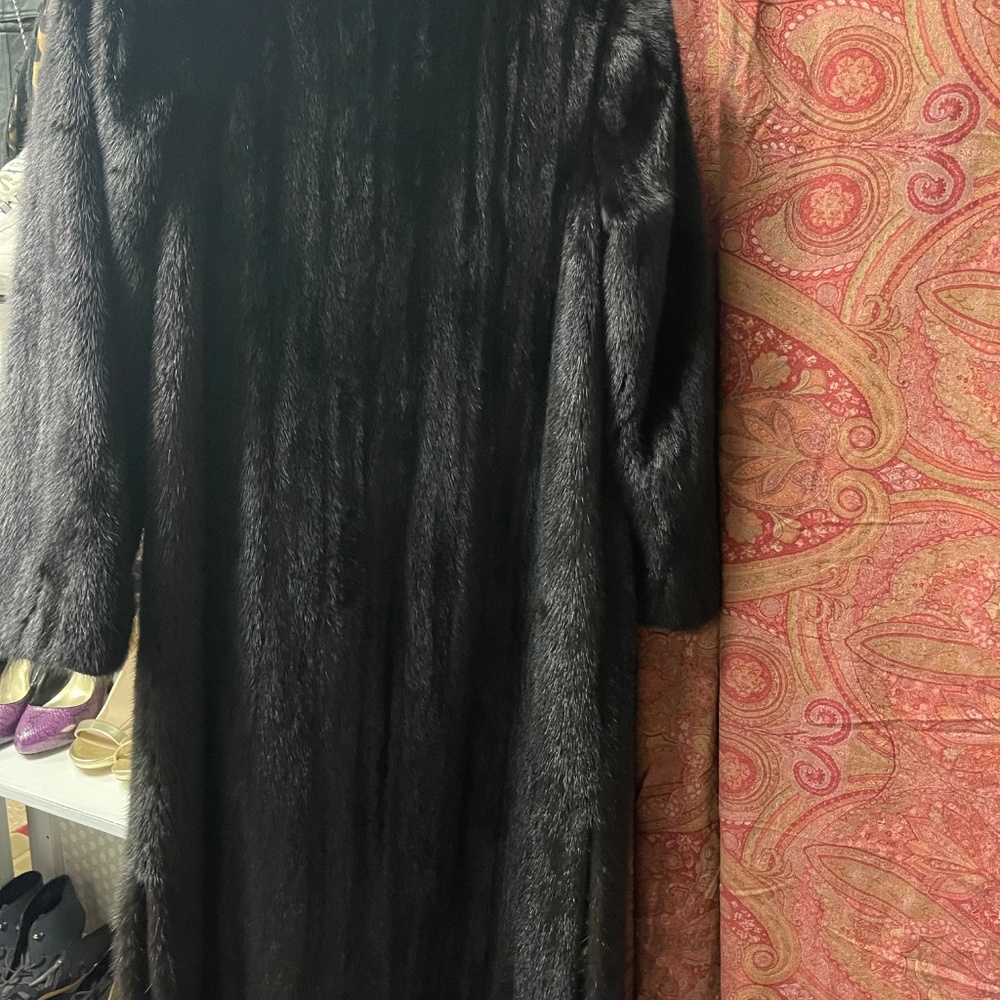 Authentic Ben Kahn Mink Coat – Pre-Owned – Luxurious Fur – No Size Tag Fit - Picture 6 of 8